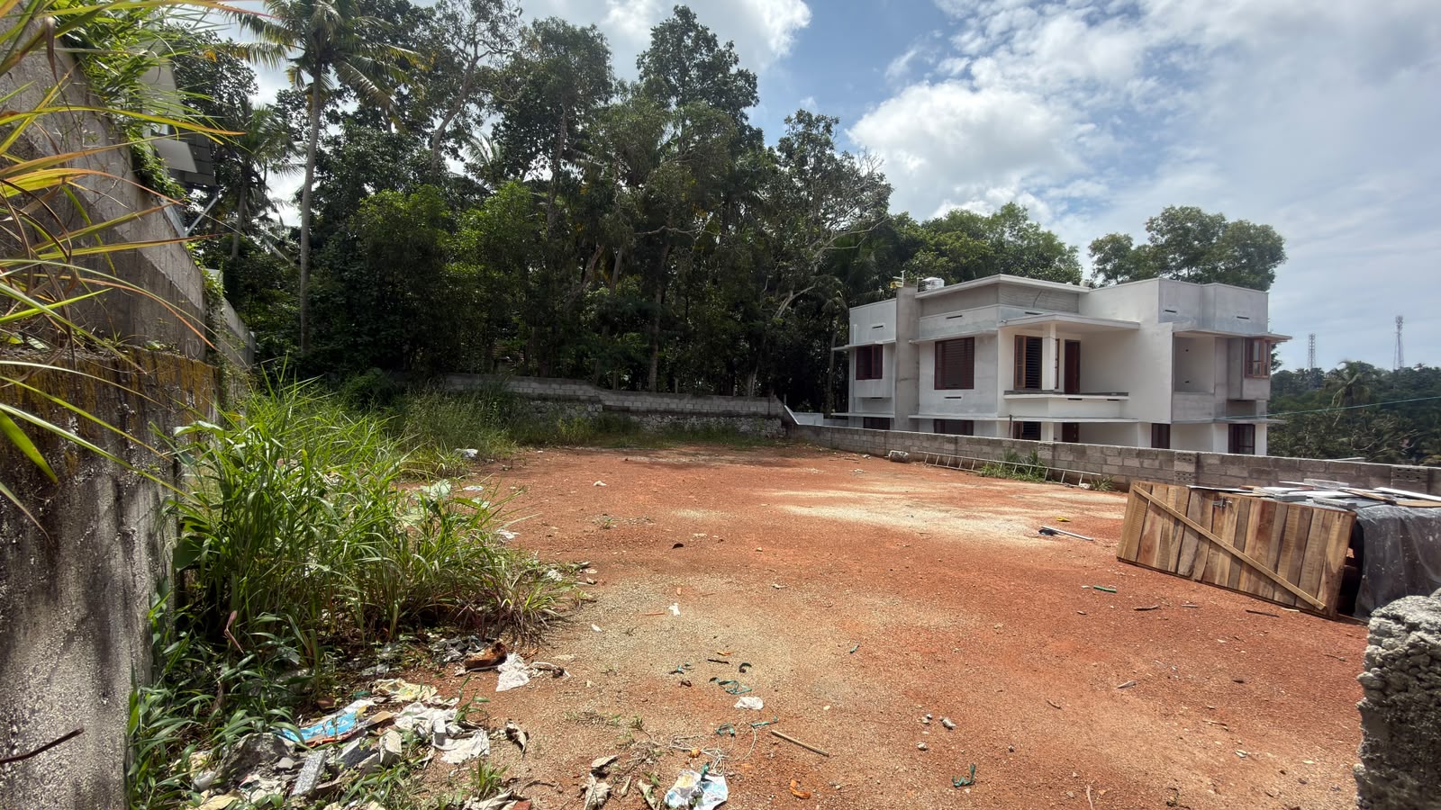 10.8 Cent Residential Land for Sale in Gandhipuram