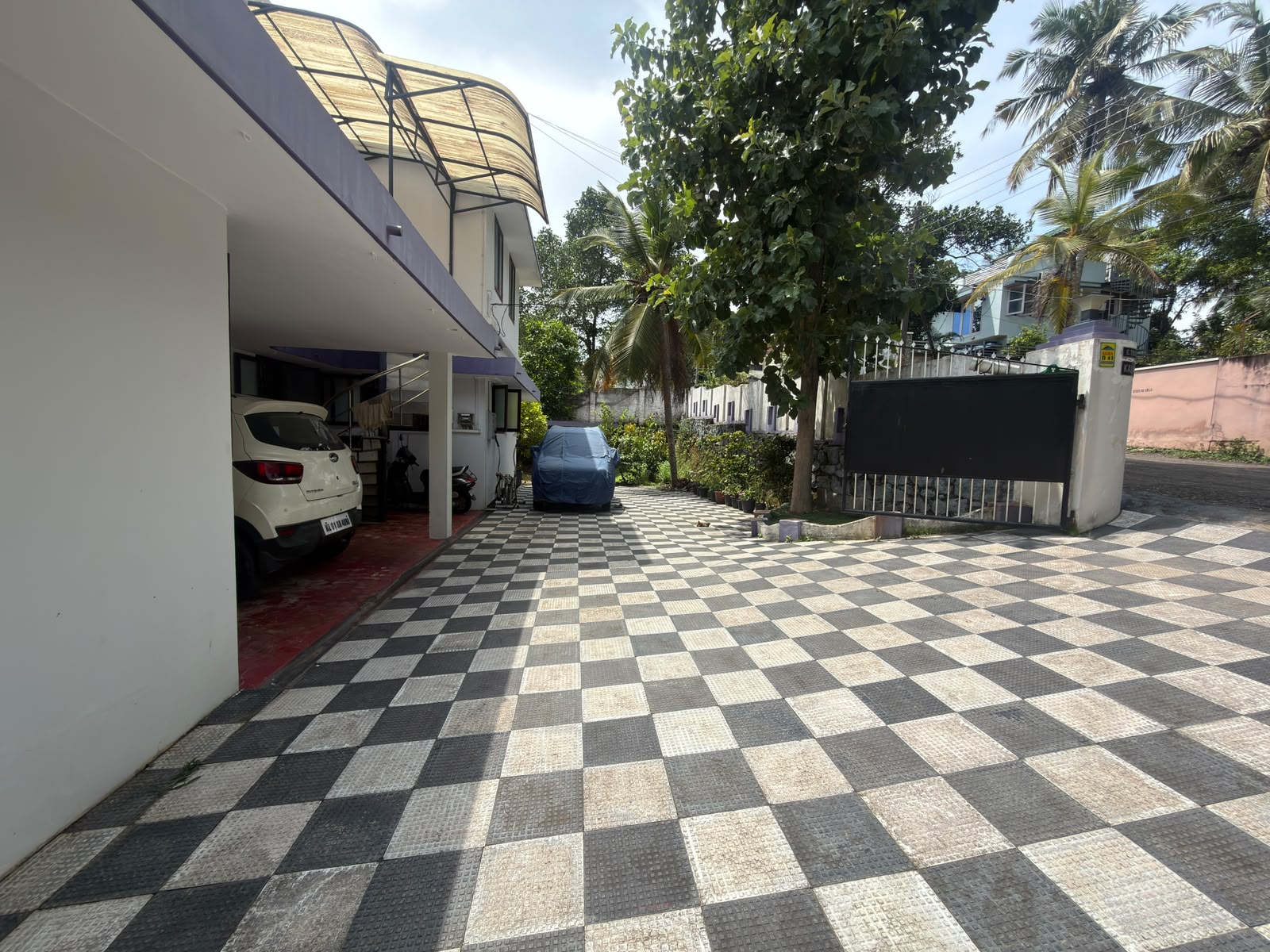 25 Cent Residential House and Land for Sale in Pothujanam Lane, Kumarapuram