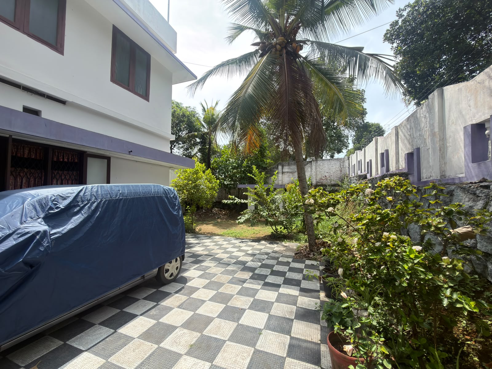 25 Cent Residential House and Land for Sale in Pothujanam Lane, Kumarapuram